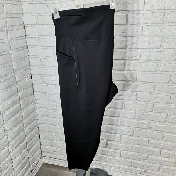 NWT Nike Dri-Fit Universe Hi Rise Medium Support Ladies Size 4X Black Leggings - Picture 7 of 12